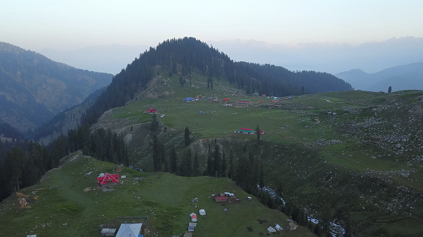 jahaz banda camping trekking site