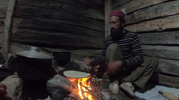 food at jahaz banda kumrat valley